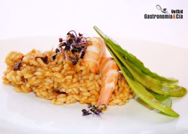 Arroz con langostinos y tirabeques